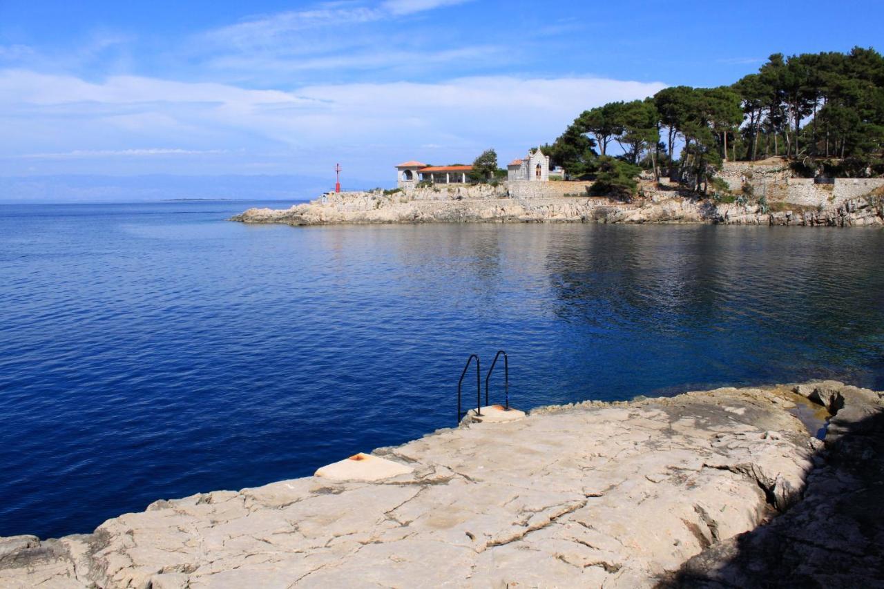 Apartments With A Parking Space Veli Losinj, Losinj - 8029 Esterno foto